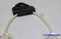 有打胶枪的手工活外发 如图