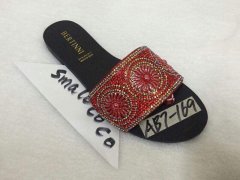 大量鞋子烫钻外发，寻烫过图款类似的工厂