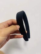 如图。找这款发箍的厂家，有这款货的厂家联