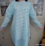 找下面CPE材质防护服，数量30万，直接