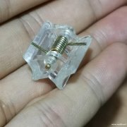 求购，抓夹里的塑料扣，有货的厂家速速联系