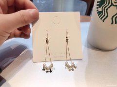 寻义乌加工厂。国际商贸城店面大量内销耳环