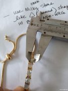 本厂有货外发，如图，寻找做异型双色树脂工