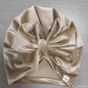 需要图片中这种帽子的成品工厂，有专业做的