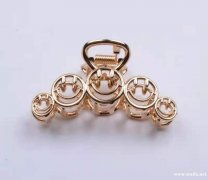 寻找能做这款发夹的工厂，样品如图，每款一