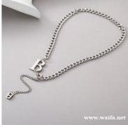 谁家有这两款饰品，如图，需要现货，有的请