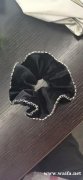 寻找专业针缝加工厂，如图所示，80颗钻一