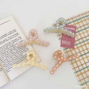 有没有专业做这些发夹抓夹款的厂家？样品看