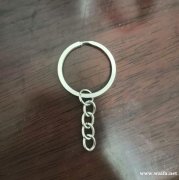 寻找做这种钥匙扣的源头工厂，如图所示，有