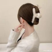 这款毛毛发夹寻找一手货源的厂家，如图所示</strong>