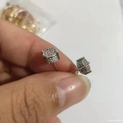 此款铜微镶毛坯外发，如图8Cm价格40棵