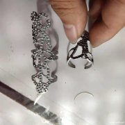 寻找专业挂镀的加工厂，如图亮白K0.4，