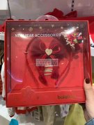 如图寻找这款儿童套装礼盒装产品，有的请联</strong>