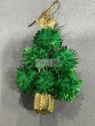 有没有做如图圣诞树耳环的，需要注塑厂，可