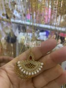 有没有做图片上饰品的厂家，需要能做的生产