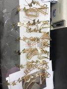 寻图里发夹上的蝴蝶配件，谁家有现货，有的</strong>