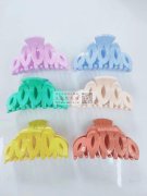 求图中抓夹毛胚，一共6个款每个款2400