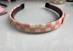 如图所示，寻找做发箍的加工厂，有做这款的</strong>