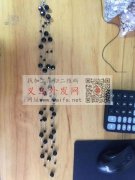 求在义乌夹定位珠的加工厂，要做图中这样的</strong>