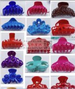 图示发夹均为7厘米大，塑料材质的，找做的