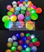 采购如图弹力球，闪光的，【实单】找工厂，