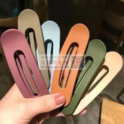 找做图里发夹的厂家，需要这款现货，请有做</strong>