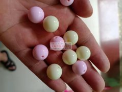 彩购珠子，如图，只要现货，没有勿扰，有的</strong>