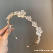 小清新唯美发箍需要成品700个，找有做图里这款发箍厂家，有做</strong>