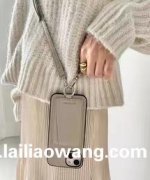 找图示手机壳，需要直接工厂，有这些款式的联系</strong>