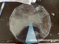 需要找稀塑盘工厂，做图中这款产品，请能做的联系</strong>