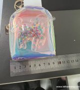 需要专业做TPU钱包的工厂，数量10000个，有​专业做的工</strong>