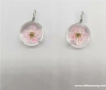 找干花玻璃球厂家，如有其他能做出一样效果也可。常年用量大，有</strong>
