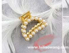 寻找生产高亮珍珠的工厂，二手勿扰，有图产品的联系</strong>