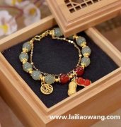 图中手链这种配件需要现货，找有货的工厂，量大，做这个配件的联</strong>