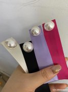 找寻做图中发夹的厂家，有做的联系，要此款现货，微信同号</strong>