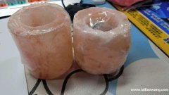 如图喜马拉雅山矿物盐灯 ，4100个， 单个重量800g左右</strong>