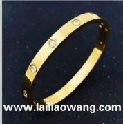 采买如图卡家手镯十颗钻的钢模，需要5000套，有做的老板联系</strong>