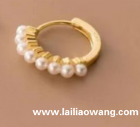 找图片这款饰品，谁家有，8颗珍珠的，要现货，有做的请联系</strong>