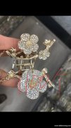 求找做图示这款产品模具，谁家有做这款产品，有的联系</strong>