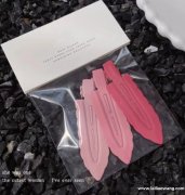 找辙款花边夹子厂家，要此款现货，有的联系我电话</strong>