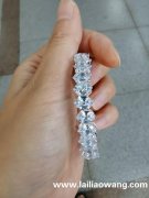 采购图中这款手镯，6*8 有货的联系，地址北苑，微信同号</strong>