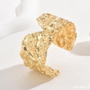 如图铁手镯，找专业的挂镀厂