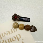 找这个发夹桃心， 数量两千