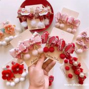 如图，寻找新年款式发夹发圈厂家